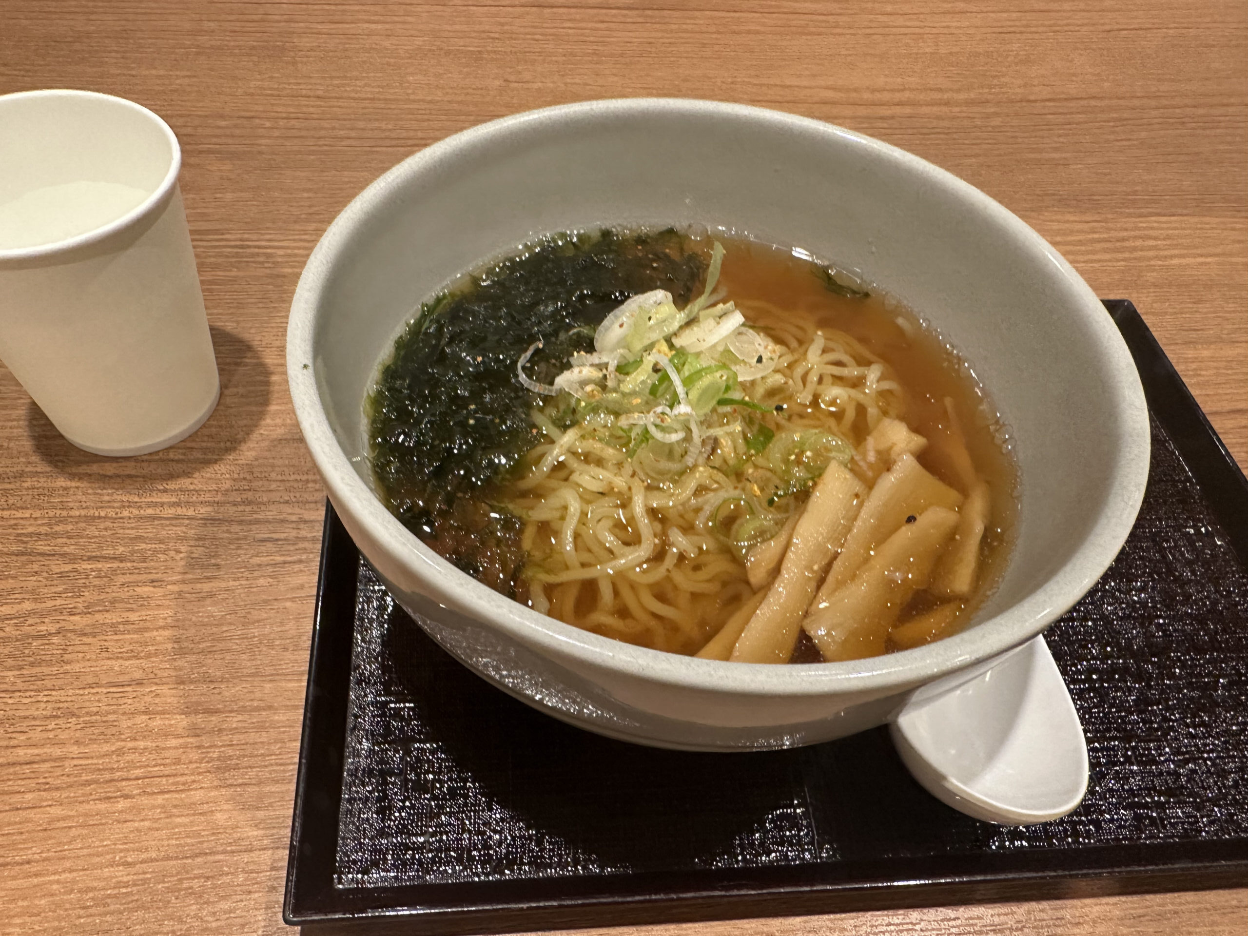 無料サービス（夜鳴きそば・アイス）
